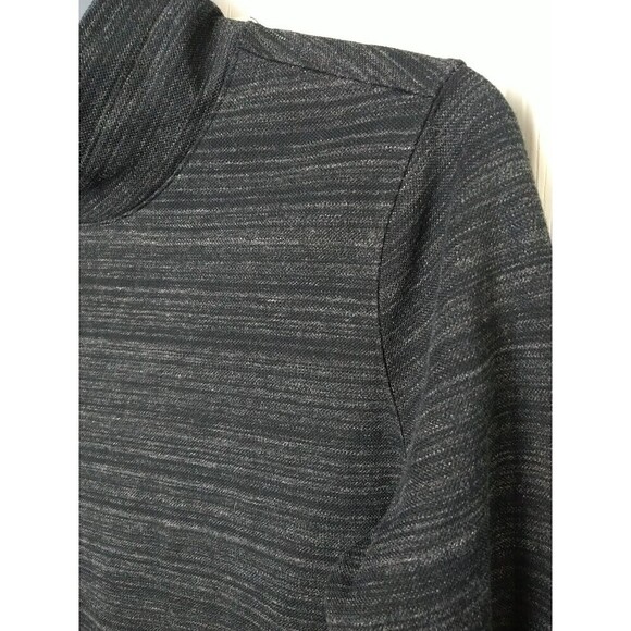 Duluth Trading Post Grey Mock Neck Tunic Pock Thumbholes Top. Size M - Picture 5 of 12